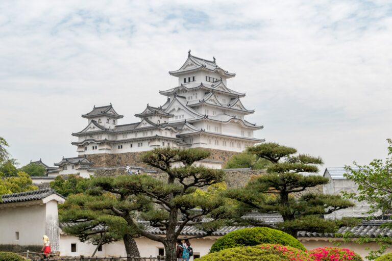 ปราสาทฮิเมะจิ ปราสาทสีขาวที่รอดพ้นจากการทิ้งระเบิดในสงครามโลก  (ทัวร์ญี่ปุ่นกรุ๊ปเหมา EP1)